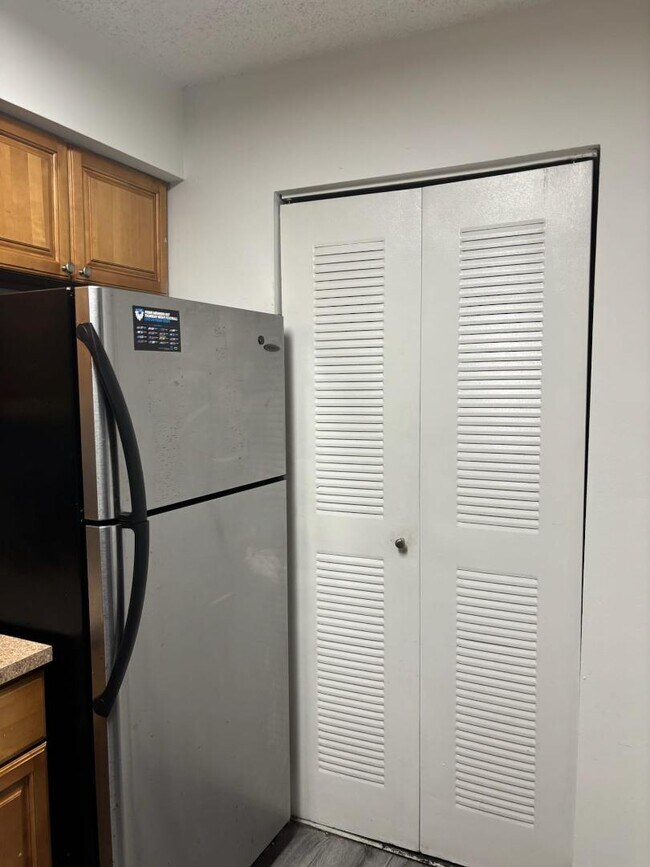 Building Photo - 12118 St.Andrews Pl