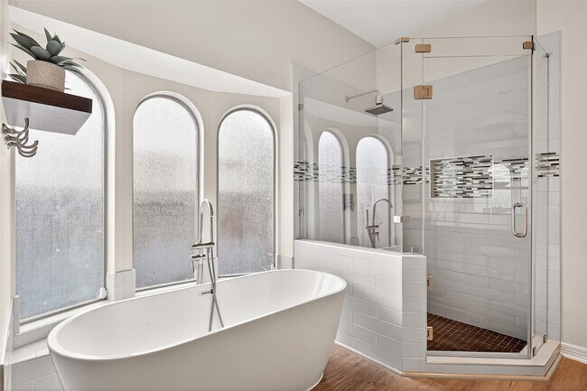 Building Photo - 3510 Artesian Springs Ln