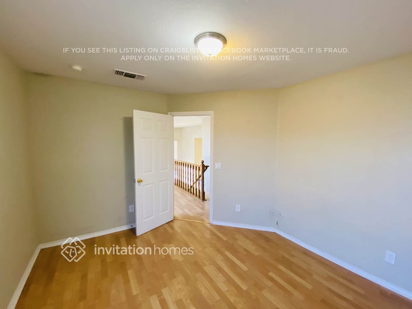 Building Photo - 302 S Quail Ln