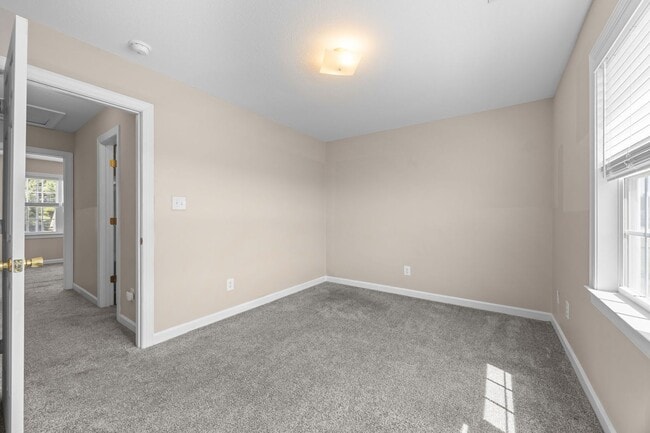 Building Photo - Welcome to Carolina Forest!