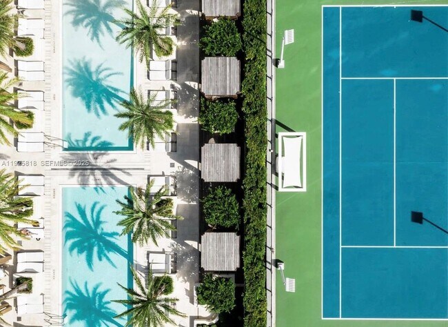 Building Photo - 801 S Miami Ave