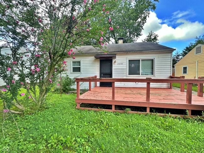 Building Photo - 2230 N Goodlet Ave