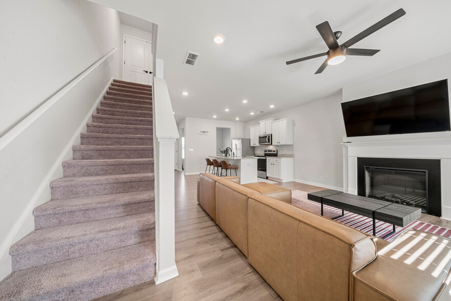 Building Photo - 4316 Mallory Ct