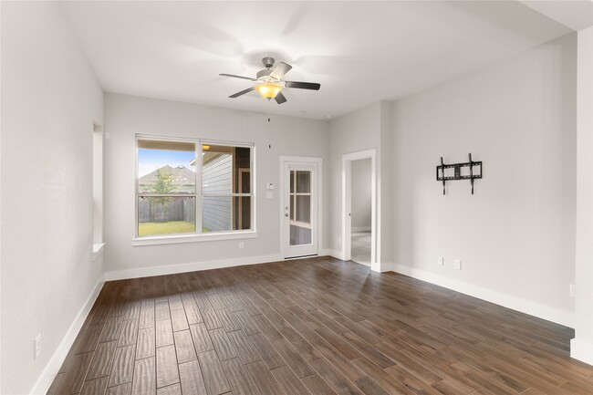 Building Photo - 18547 First Landing Drive