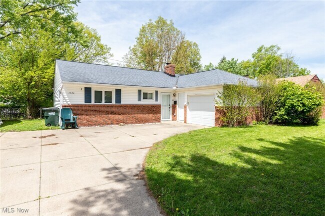 Building Photo - 1346 Ranchland Dr