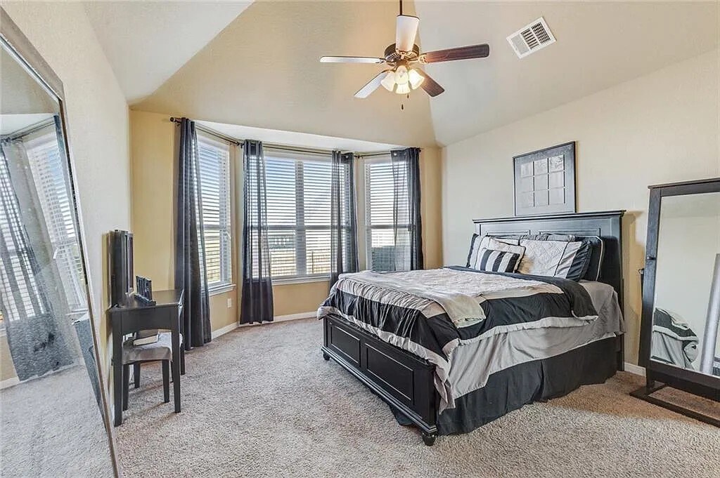 Building Photo - 10709 Burnham Dr