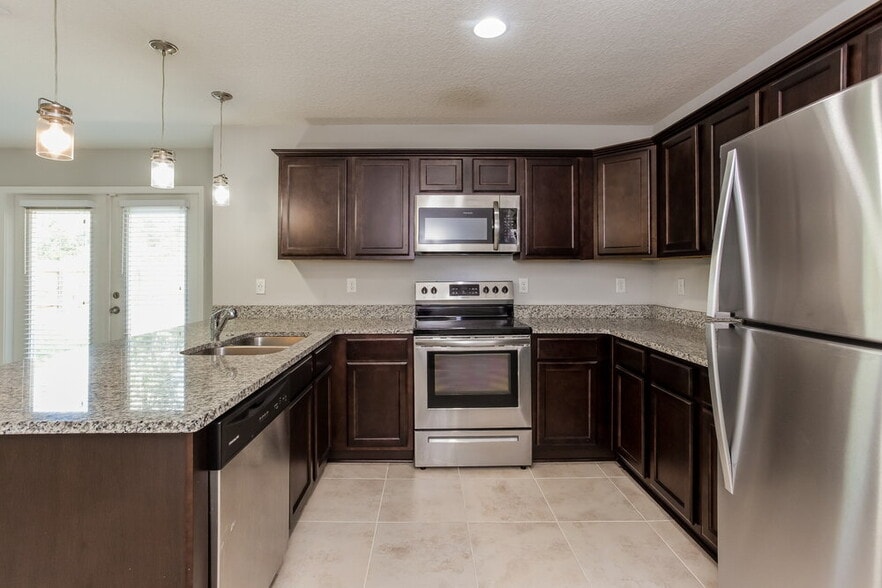 Building Photo - 8349 Highfield Ave