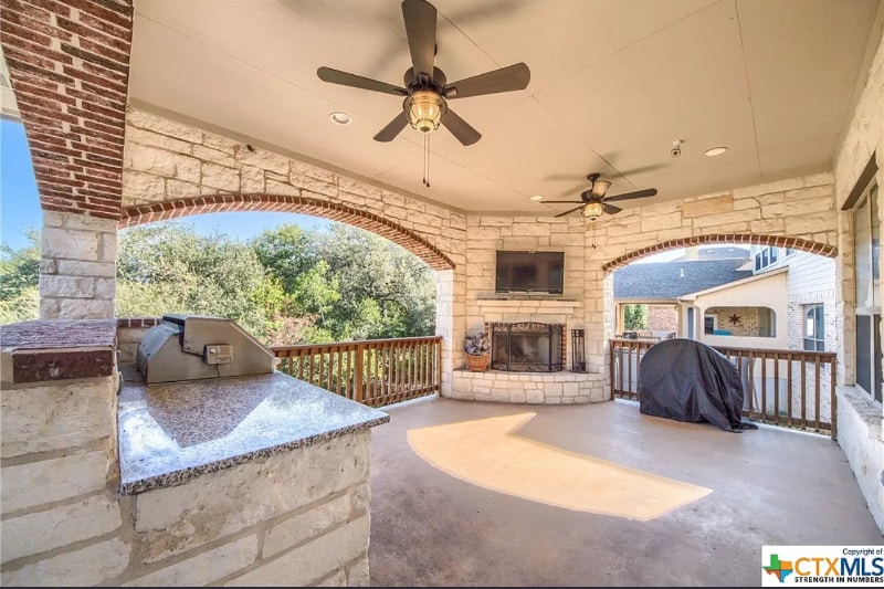 Building Photo - 11935 Newton Trail