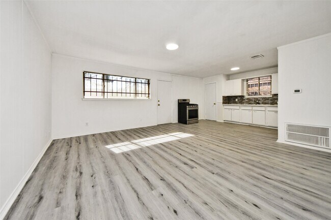 Building Photo - 3727 Prudence Dr