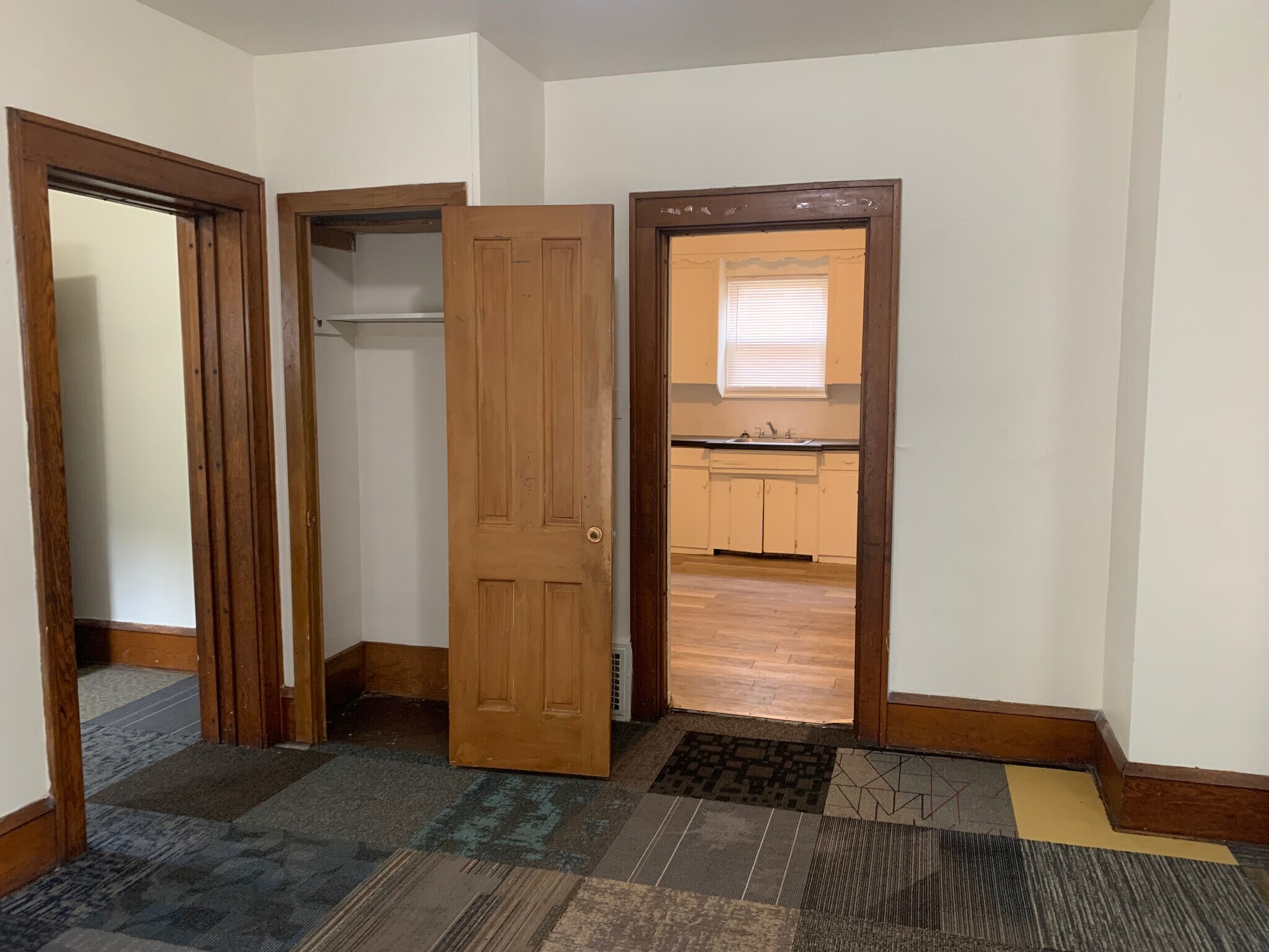 Building Photo - 1005 13th St NE