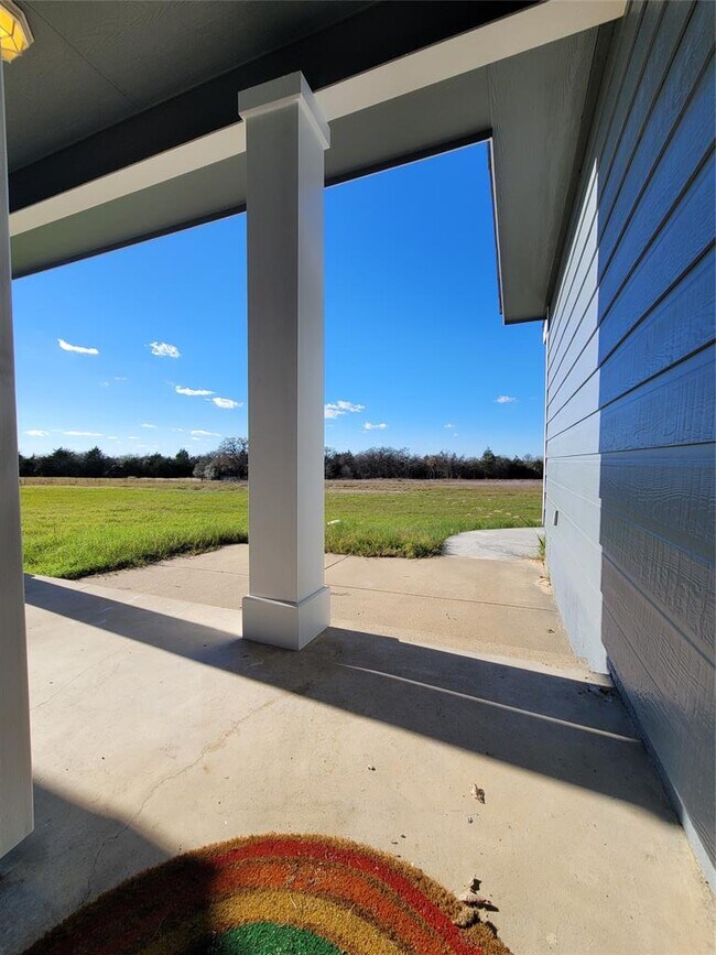Building Photo - 208 Newcastle Dr