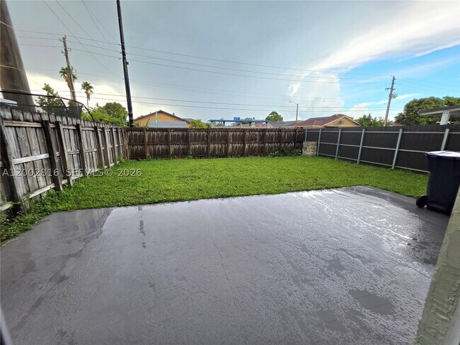 Building Photo - 13861 SW 160th Terrace