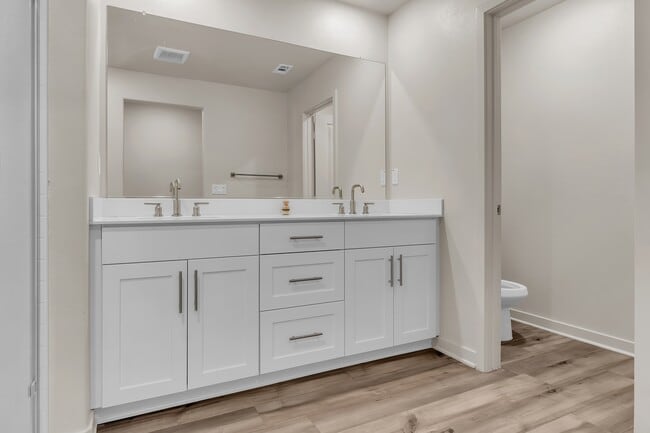 Building Photo - 157 Dove Lndg