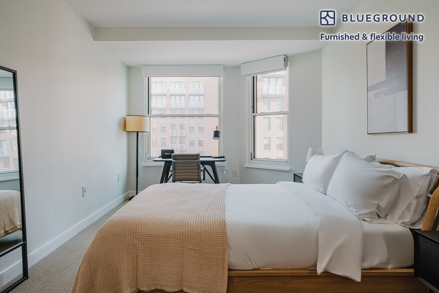 Building Photo - 425 8th St NW