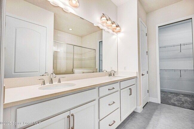 Building Photo - 2988 Pangea Cir