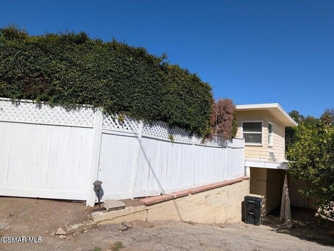 Building Photo - 22319 MacFarlane Dr