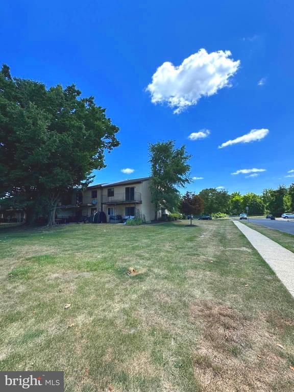 Building Photo - 2031 Jason Dr