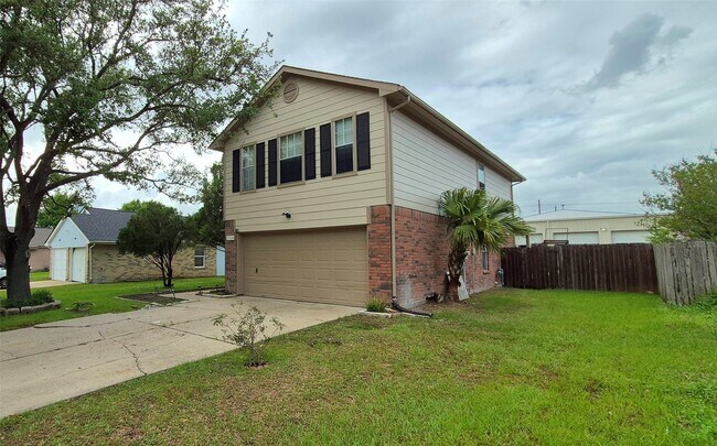 Building Photo - 17518 Wild Willow Ln