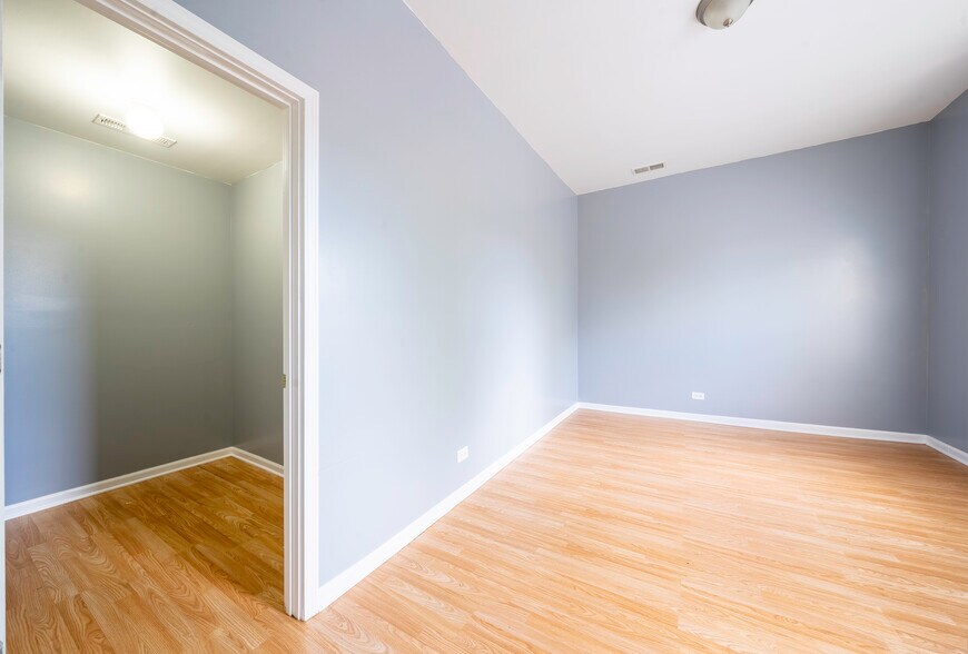 Building Photo - 3101 W 38th St