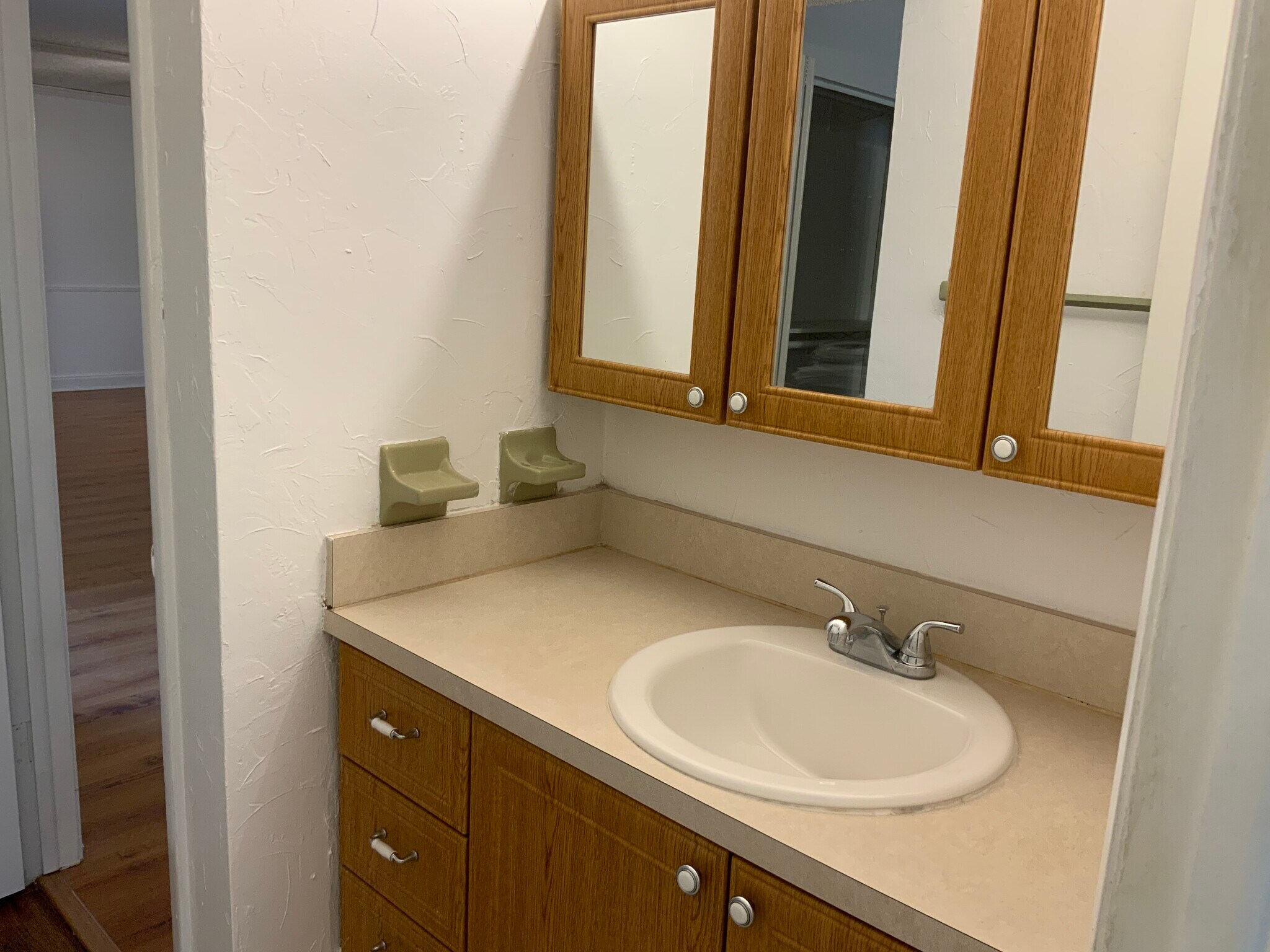 Building Photo - 3135 Shady Dell Ln