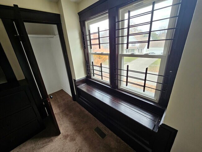 Building Photo - 876 E 149th St