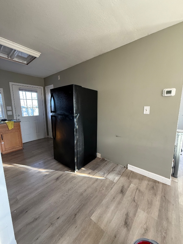 Building Photo - 8934 S South Hill Dr