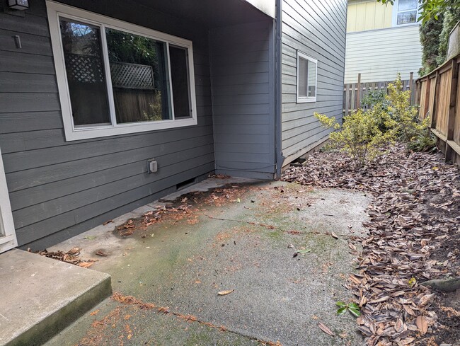 Outdoor Patio - 1626 Southeast Lexington Street