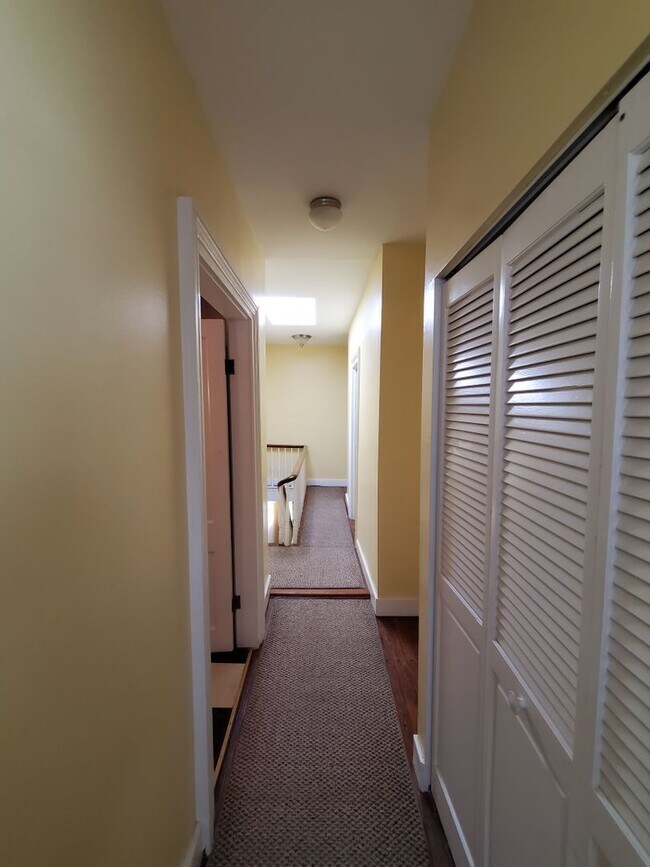 Building Photo - Spacious 2-Story Home In Historic Church H...