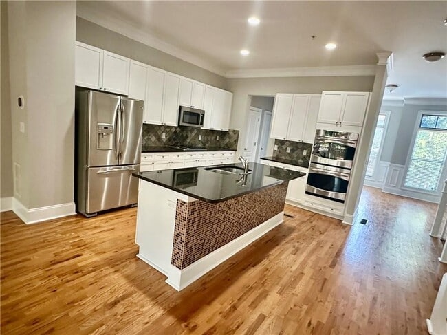 Building Photo - 1664 Mosaic Way