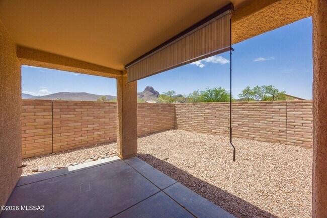 Building Photo - 8403 N Coyote View Ct