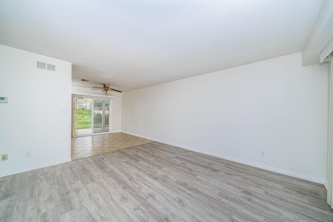 Building Photo - 3747 Millikin Ave