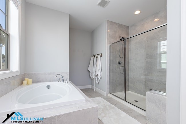 Building Photo - 1103 Tannin Dr