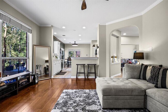 Building Photo - 13019 Scofield Farms Dr