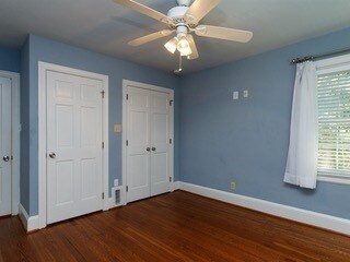 Building Photo - Great Location! One Bedroom Triplex in Cameron Village- Pet Friendly! Available August 10th!