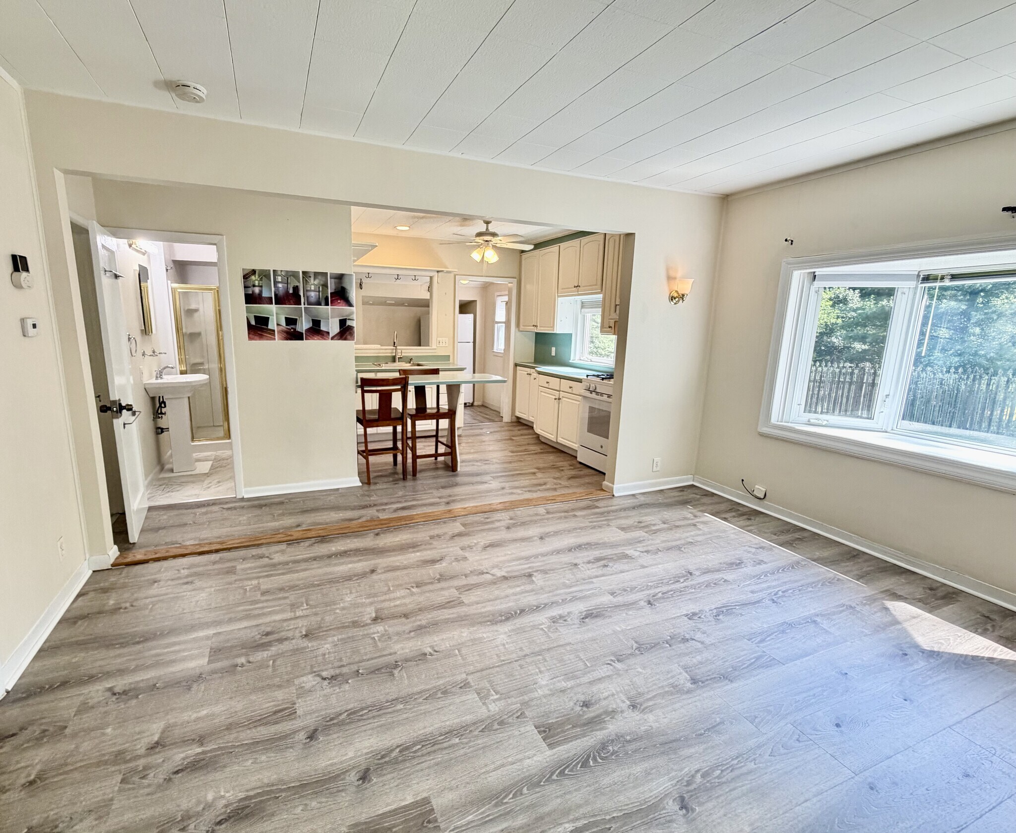 Building Photo - 815 Miller Ln