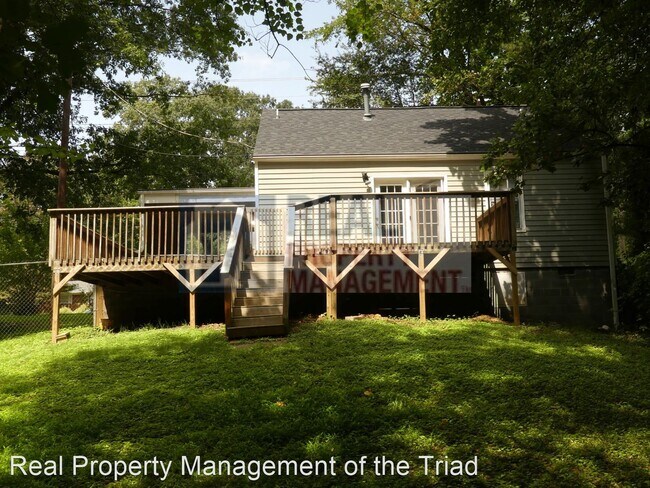 Building Photo - 2 br, 1 bath House - 2305 Pisgah Church Road