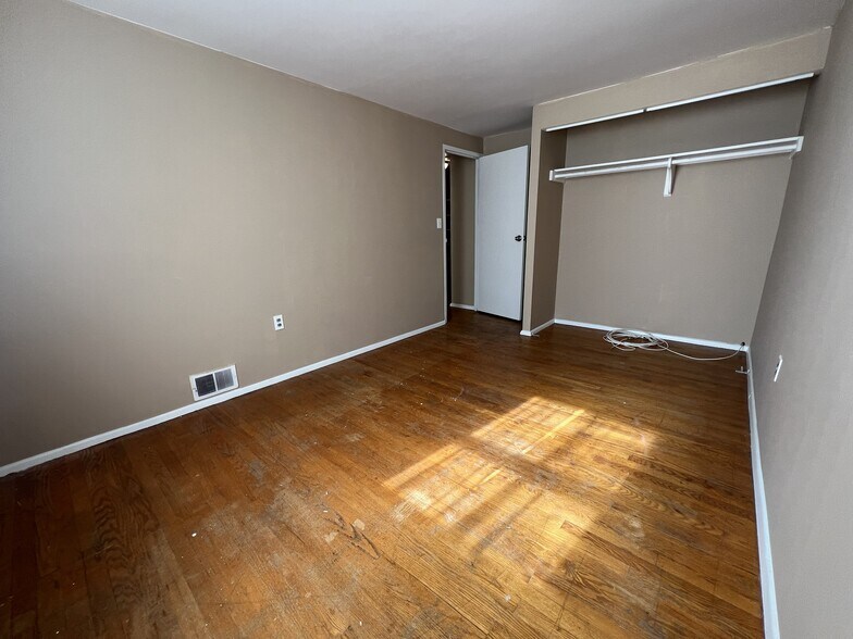 Building Photo - 7202 Sindall Rd