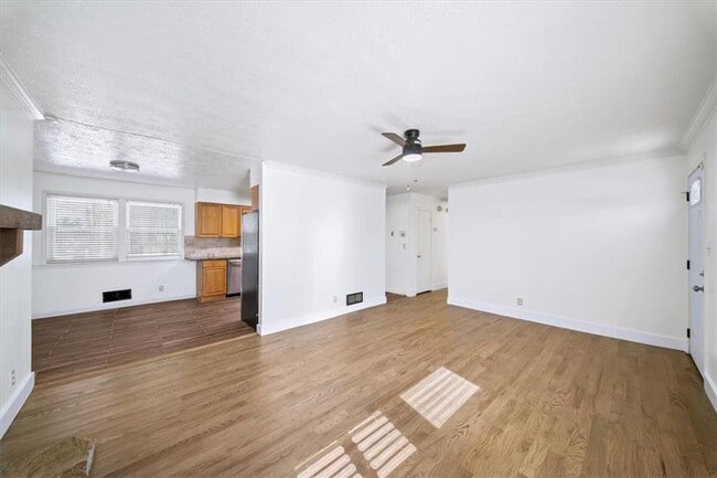 Building Photo - 1220 Ridge Rd