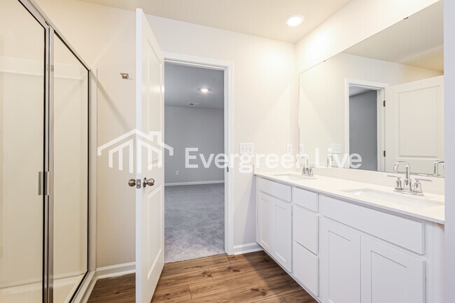 Building Photo - coming soon