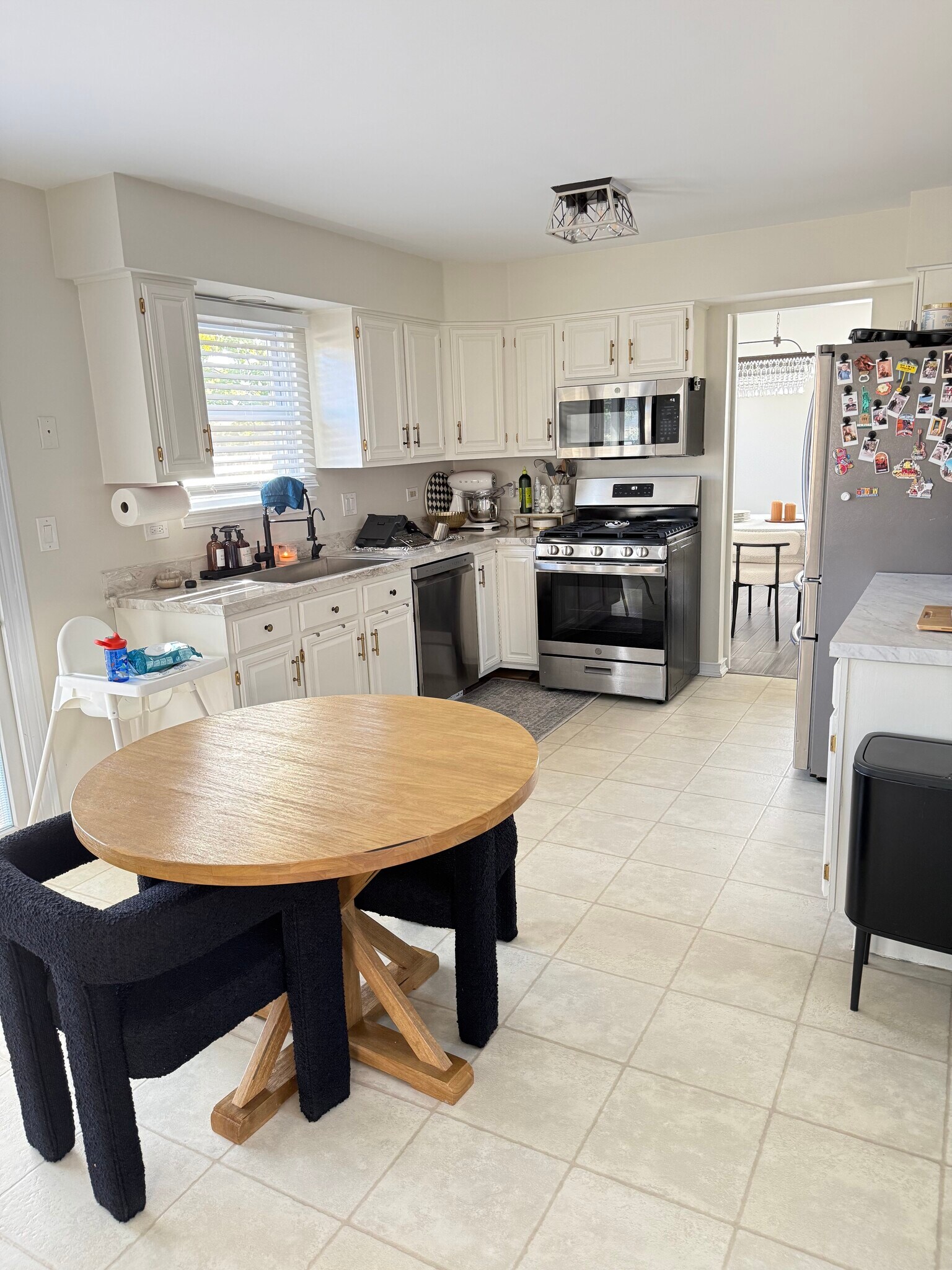 Building Photo - 1058 Longford Rd