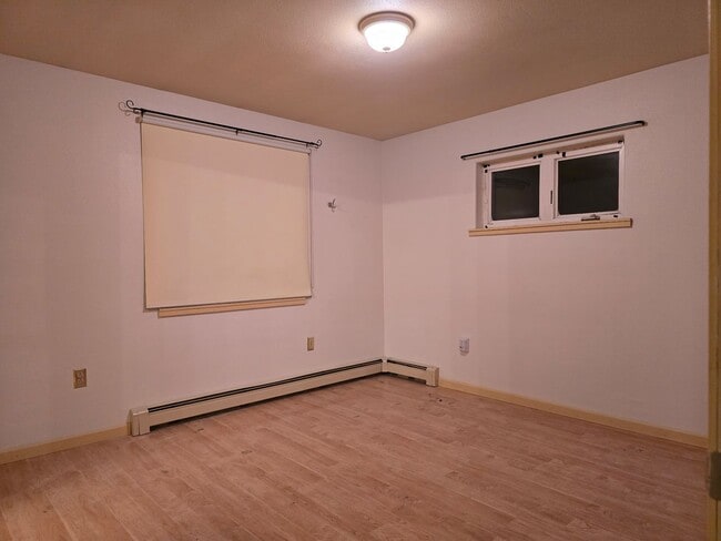 Building Photo - 3BR/2BA Home on 2 Acres – 2 Car Garage & Pet Friendly