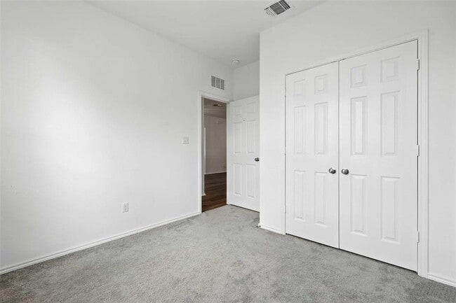 Building Photo - 420 Black Alder St