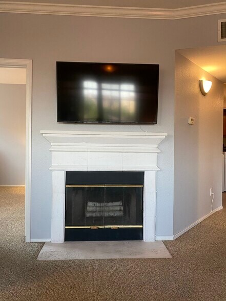 Building Photo - 3830 Elijah Ct