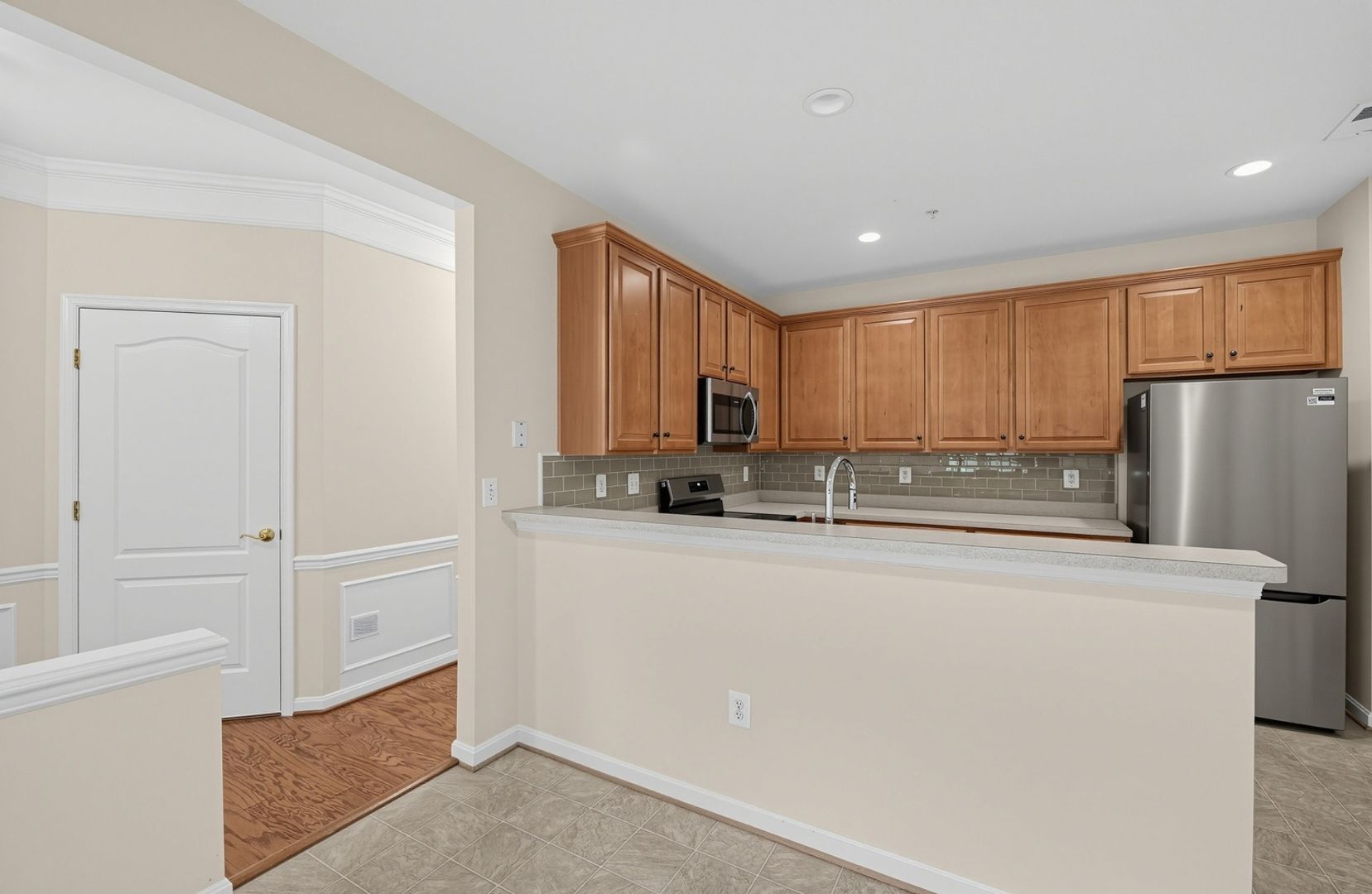 Building Photo - 1504 Sapphire Ct