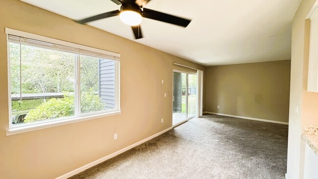 Building Photo - 9455 SW 146th Terrace