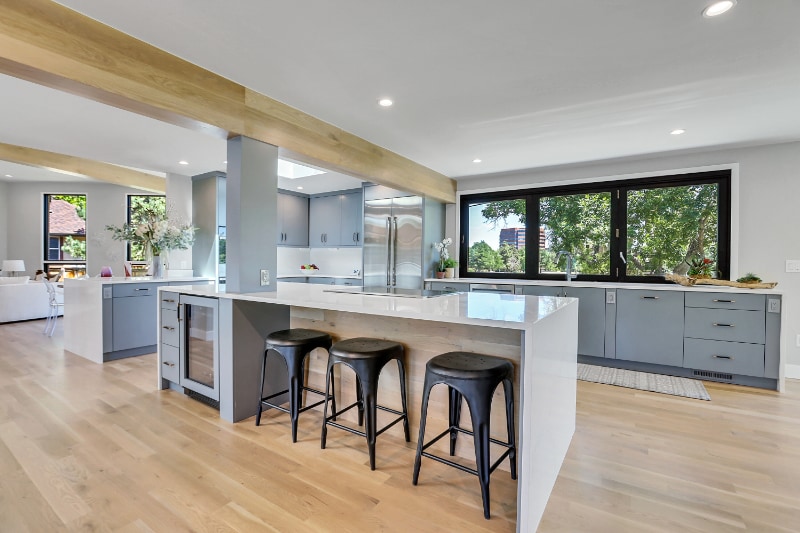 Building Photo - 590 S Harrison Ln