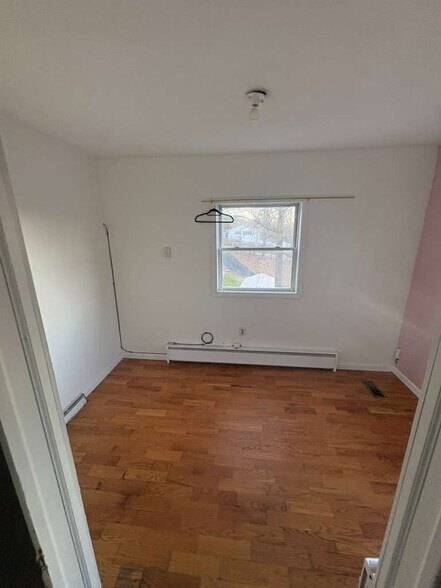 Building Photo - 4 Sunrise Trail