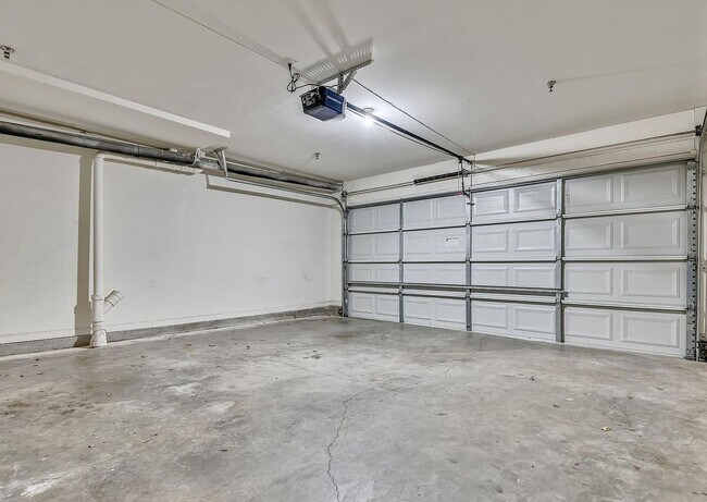 Building Photo - Resort-Style High View Townhome with 2-Car Garage, Private Office & Walkable Hunt Valley Location