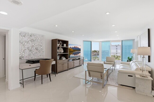 Building Photo - 3210 S Ocean Blvd