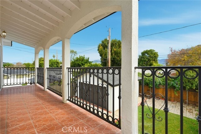 Building Photo - 216 N Catalina St